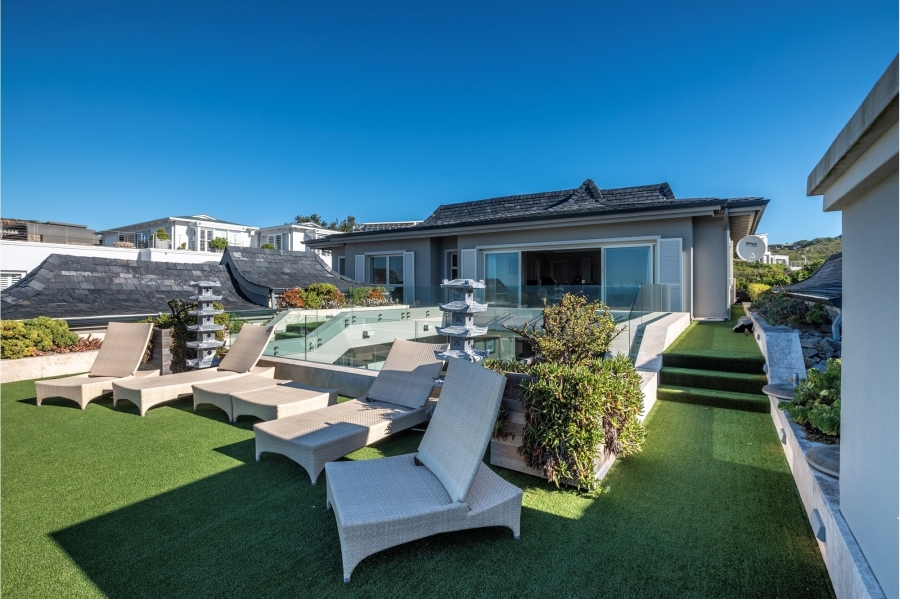 5 Bedroom Property for Sale in Whale Rock Beach Western Cape